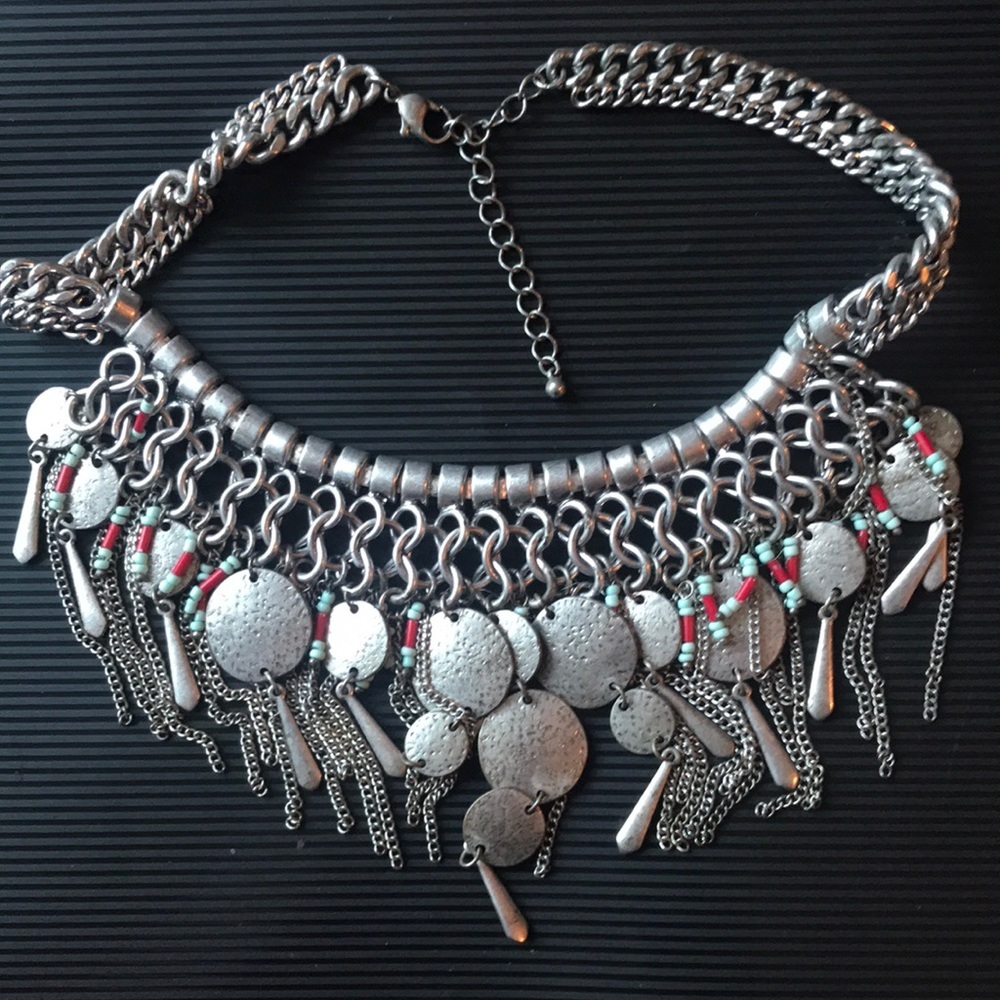 Free people choker silver necklace beaded